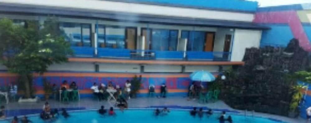 Hotel Mariat Sorong Exteriör bild